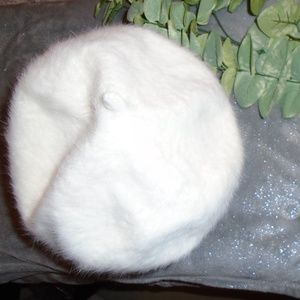 White Angora Rabbit Wool Knit Beret and Scarf